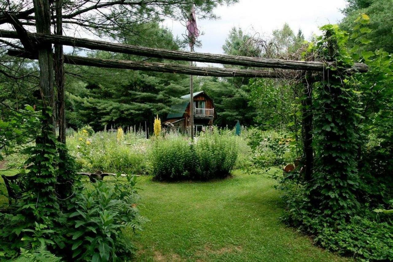 Jardins De L'Achillee Millefeuille Acomodação com café da manhã La Conception Exterior foto